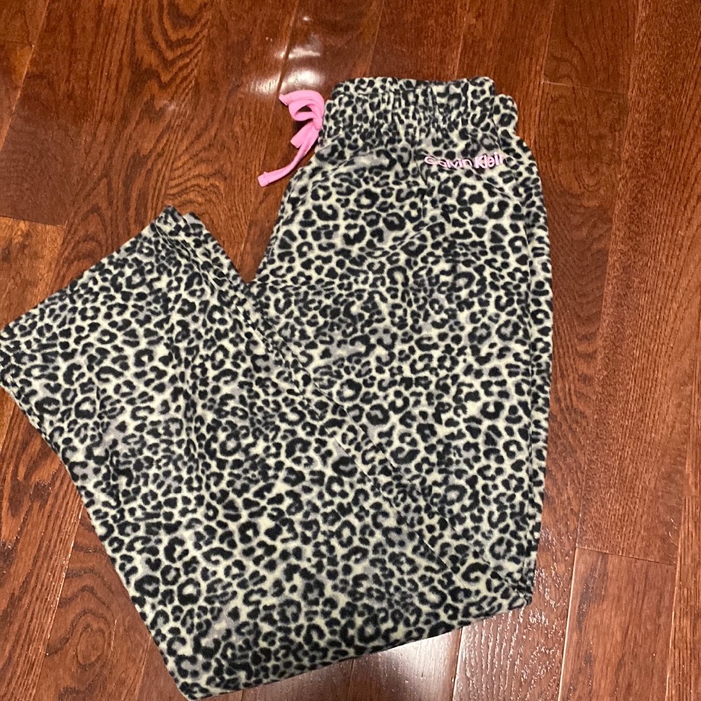 ❤️$5 SALE!❤️Calvin Klein fleece sleep pants size 14/16= womens small